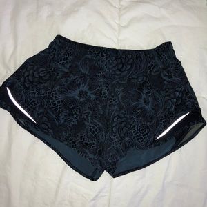 SOLD- Hotty Hot Short II NWOT